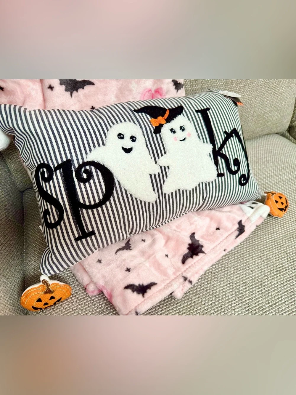 Halloween Spooky Ghosts Stripped Pillow Jack O’ Lantern Pumpkins NWT